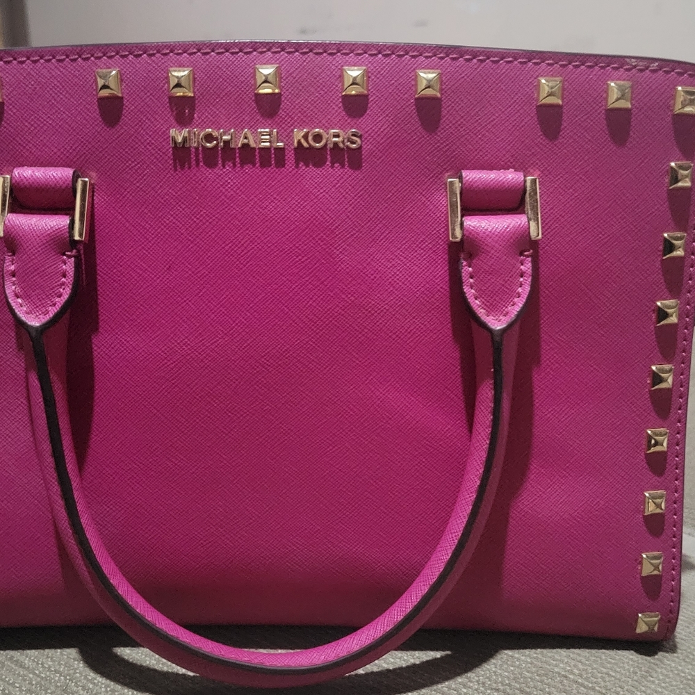 Micheal Kors Studded Leather Bag